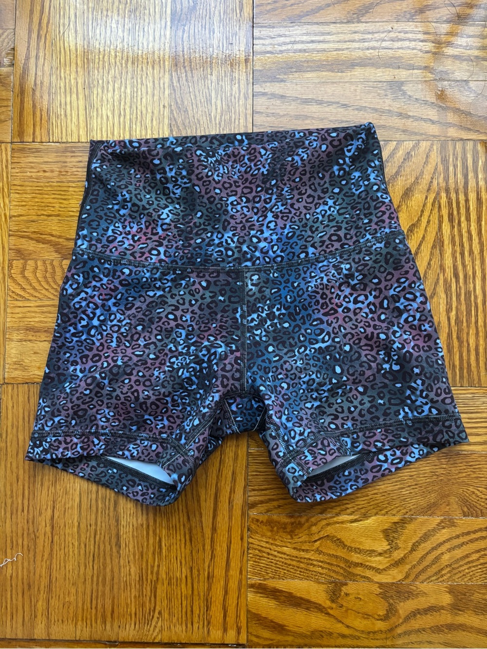 Lululemon Align HR High-Rise Short 4” Animal Leopard Print Blue Purple Size 4
